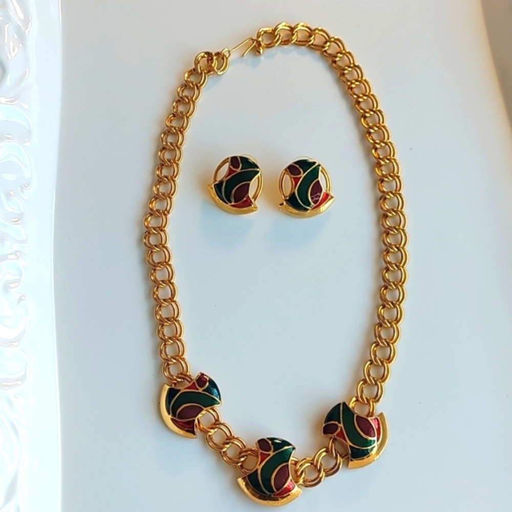 Gold tone Necklace and earrings set